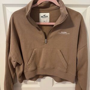 Hollister Women's Tan Quarter-Zip Top